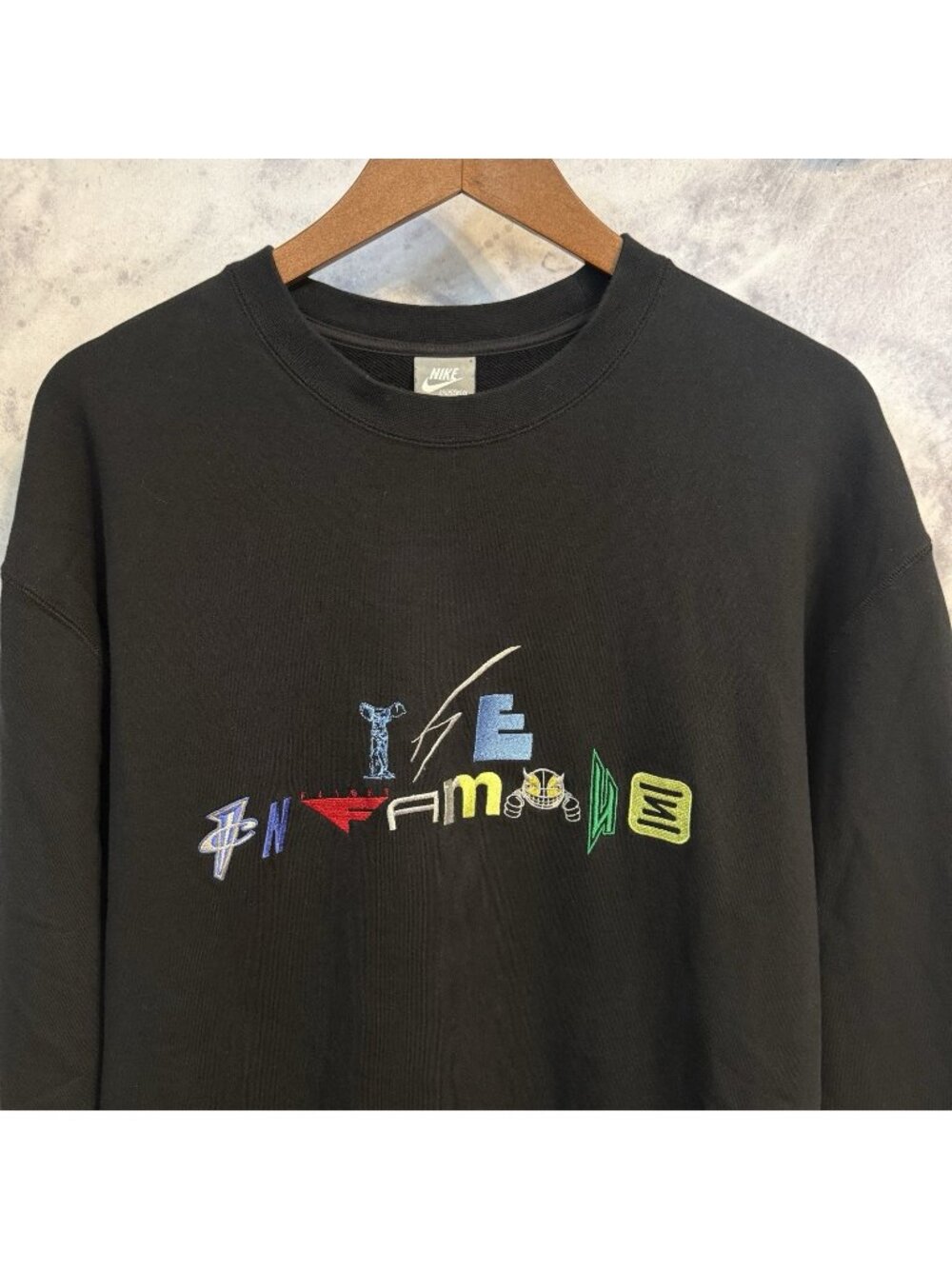 Nike Sportswear The Infamous Crewneck Sweatshirt XXL Black Logo Embroidered